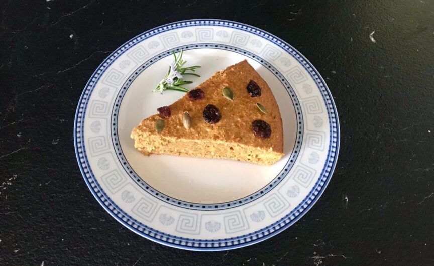 Crostata di mele con avena e miele