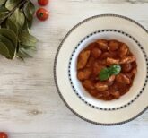Pollo alla cacciatora: la ricetta tradizionale per un piatto saporito e nutriente